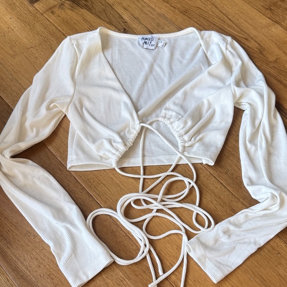 Princess Polly Tops - Princess Polly White Long Sleeve Crop Top